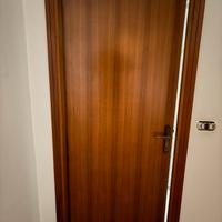 4 Porte in legno complete