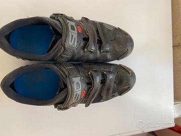 Scarpe sidi taglia 42.5