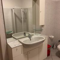 Mobile bagno con lavandino