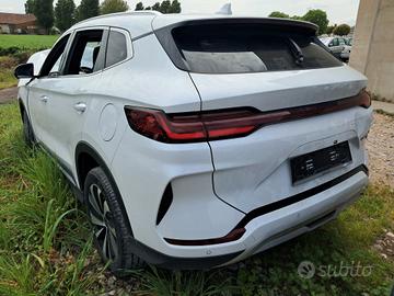 BYD Seal U anno 2024 ricambi usati