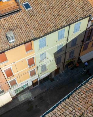 3 LOCALI A REGGIO NELL'EMILIA