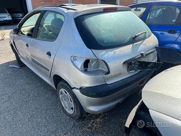 Ricambi usati Peugeot 206