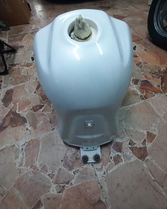 Serbatoio Honda Varadero 1000