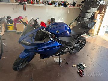 YAMAHA r125