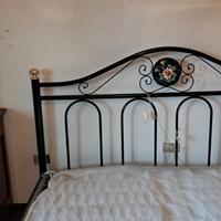 Letto in ferro battuto e ottone 