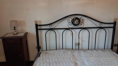 Letto in ferro battuto e ottone 