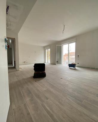 Nuovo quadrilocale + doppi servizi e box