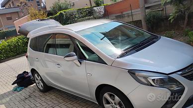 Opel Zafira tourer 