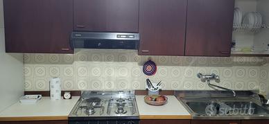 cucina legno marrone