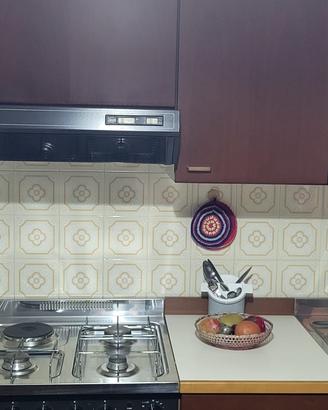 cucina legno marrone
