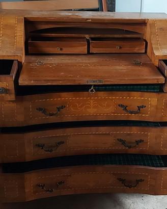 Mobile vintage a  cassetti tipo scrivania