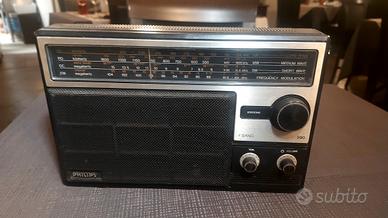Vecchia radio vintage 