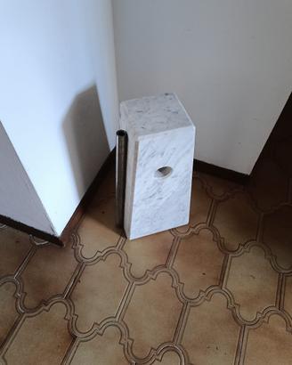 Base in marmo per lampada flos