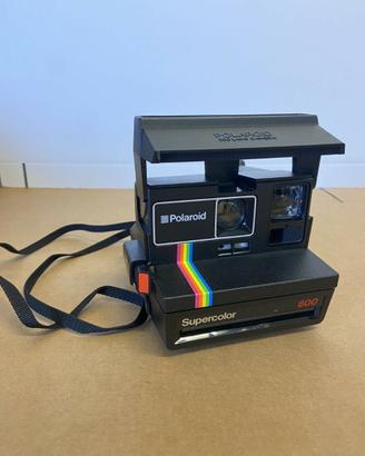 Macchina Vintage Polaroid Supercolor 600