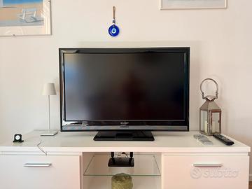 TV 32”