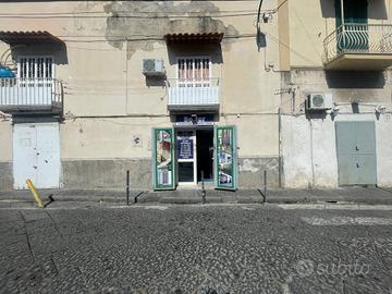 Immobile di 50 m² a Napoli