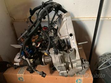 Cambio NUOVO originale Renault Twingo RS / JR5 176
