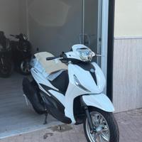 Piaggio Beverly 400