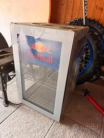 Mini frigo RedBull