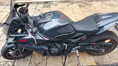 CBR 650 R  E-Clutch Depotenziata A2