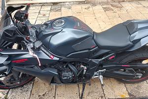 CBR 650 R  E-Clutch Depotenziata A2