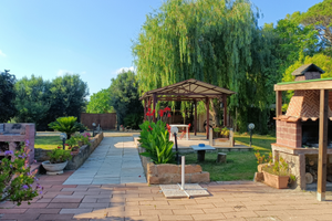 Grazioso appartamento con giardino