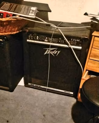 Amplificatore combo per basso marca Peavy 100w