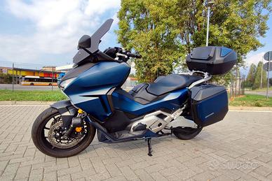 HONDA FORZA 750