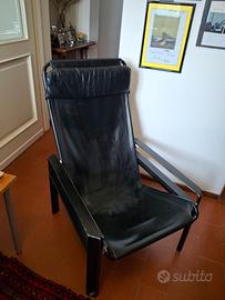 Poltrona Vintage  in pelle nera