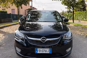 Opel Karl 1.0 benz COSMO, comoda ed efficiente