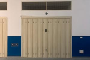 Ampio Box Soppalcabile - Zona Viale Strasburgo