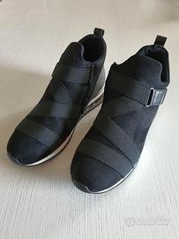 Scarpe/Stivaletti donna Energy. Neri. N.38