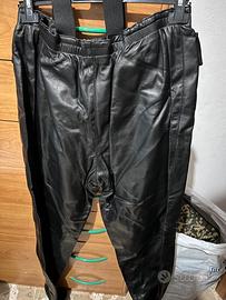 Salopette in vera pelle nera (pantaloni da moto)