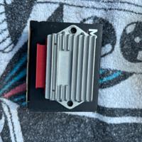 regolatore di tensione piaggio