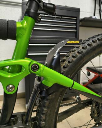 E-bike Giant modello Trance E + Pro, taglia m