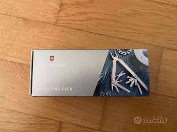 Victorinox Swiss Tool Plus nuova