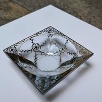 Posacenere in cristallo con lavorazione in argento