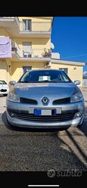 Renale CLIO R Mod. Le Iene