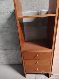 mobiletto in ciliegio 