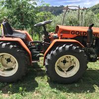 Trattore goldoni 926 con attrezzi