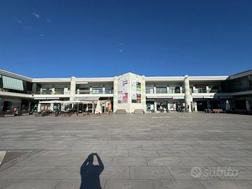 NEGOZIO A BORGARO TORINESE
