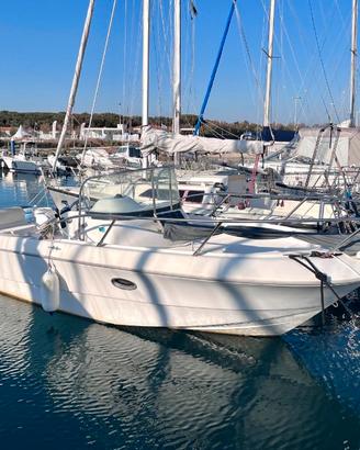 Imbarcazione Sessa Sky Largo 25 mt 7,30