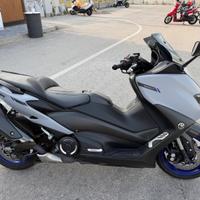 Yamaha T Max 560 - 2021