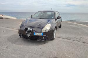 Alfa Romeo Giulietta 1.6 – 105 CV – Anno 2011