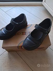 scarpe pelle e gomma n.33