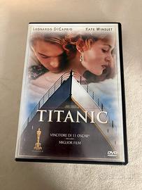 cd “titanic”