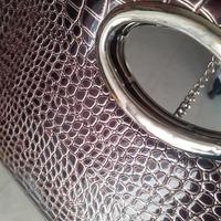 borsa da donna  piatta col bronzo