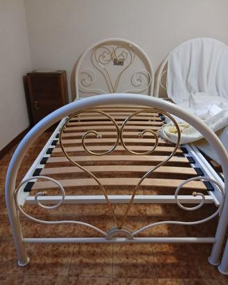 Rete letto con testiera