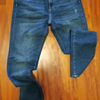 jeans uomo. nuovo