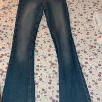 Jeans a zampa vita alta